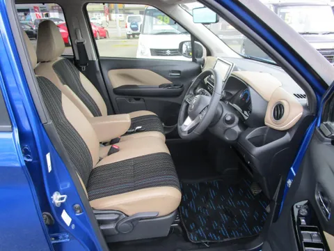 Mitsubishi eK X