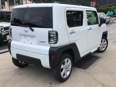 Daihatsu Taft