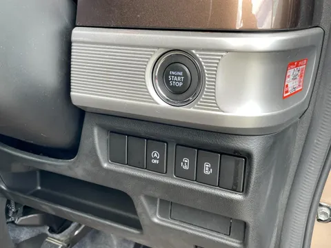 Suzuki Spacia Gear