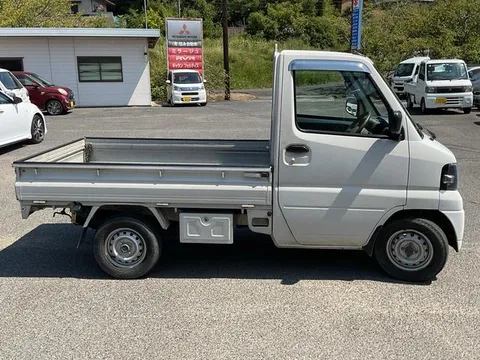 Mitsubishi Minicab Truck