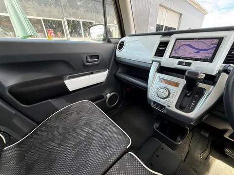 Mazda Flair Crossover