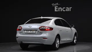 Renault SM3