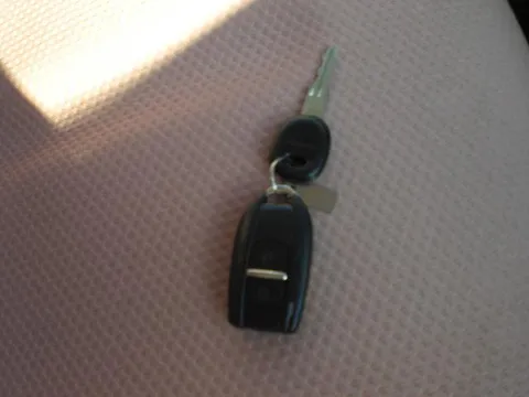 Subaru R2