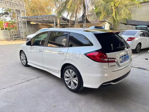 Honda Jade