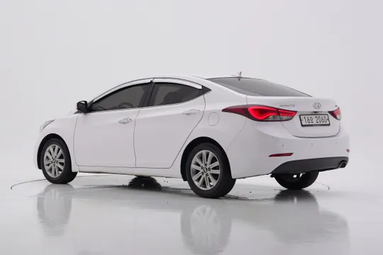 Hyundai Elantra (Avante)