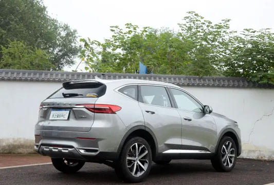 Haval F7