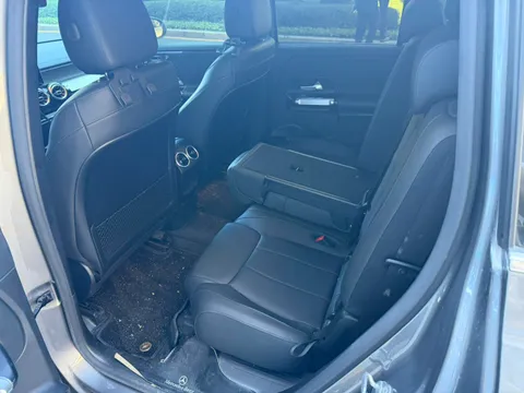 Mercedes-Benz Mercedes-Benz GLB