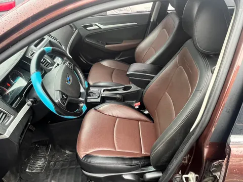 Geely Vision