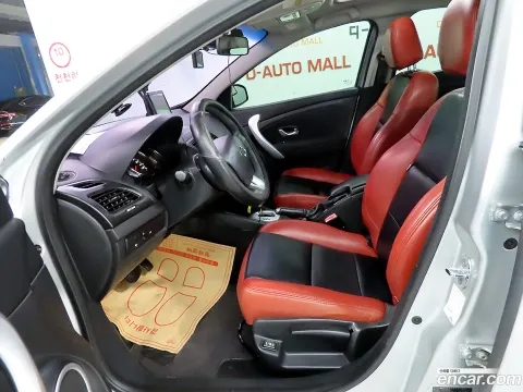 Renault SM3