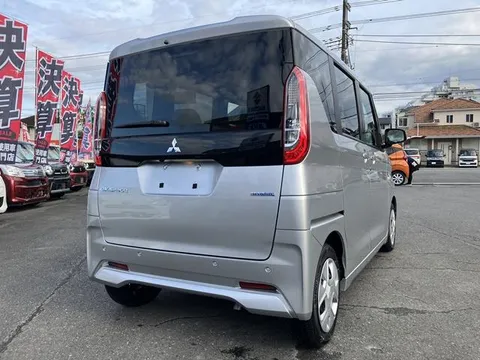 Mitsubishi eK Space