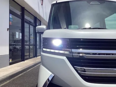 Suzuki Spacia Custom