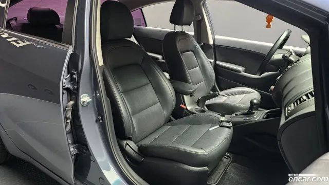 Kia Cerato (K3)