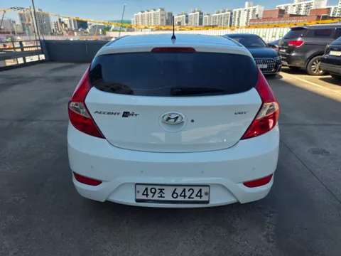 Hyundai Accent