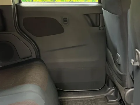 Mitsubishi eK X Space