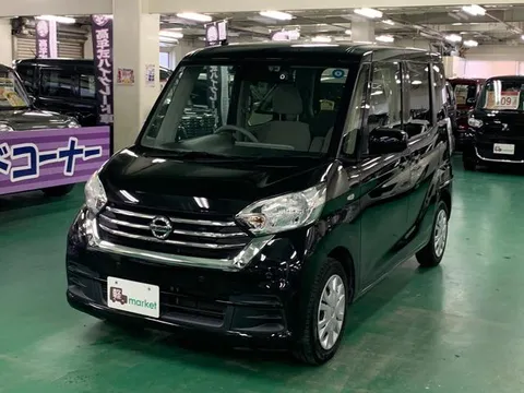 Nissan Dayz Roox