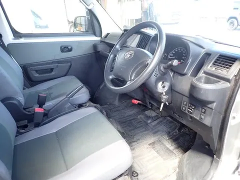 Toyota TownAce Van