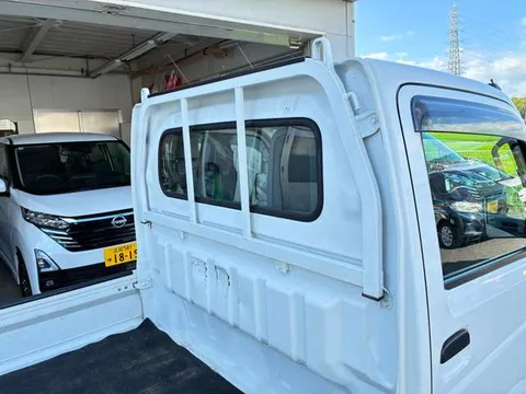 Nissan Clipper Truck
