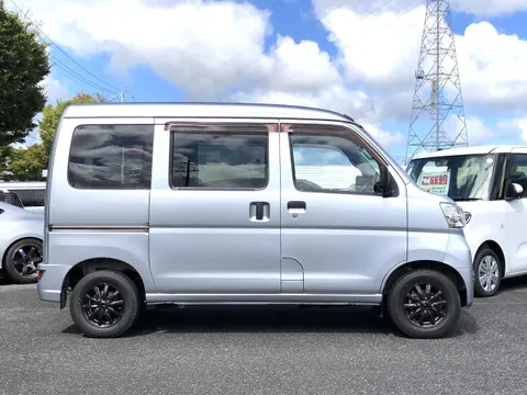Daihatsu Hijet Cargo