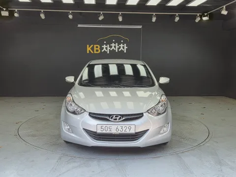 Hyundai Elantra (Avante)