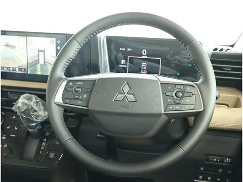 Mitsubishi Delica Mini