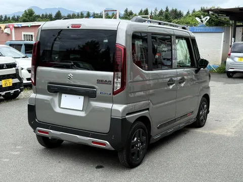 Suzuki Spacia Gear
