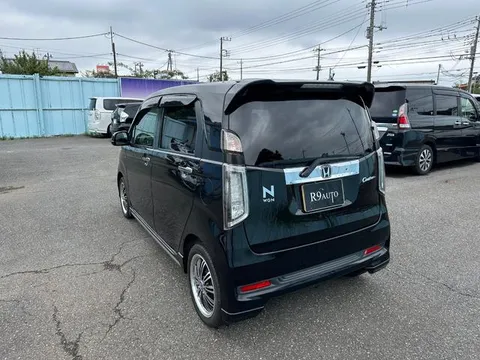 Honda N-WGN Custom