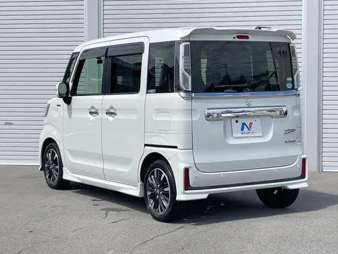 Suzuki Spacia Custom