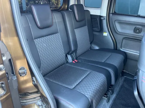 Suzuki Spacia Custom