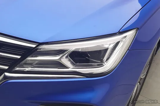Roewe i5