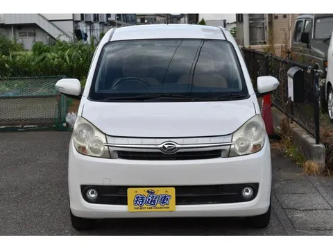 Daihatsu Mira Custom