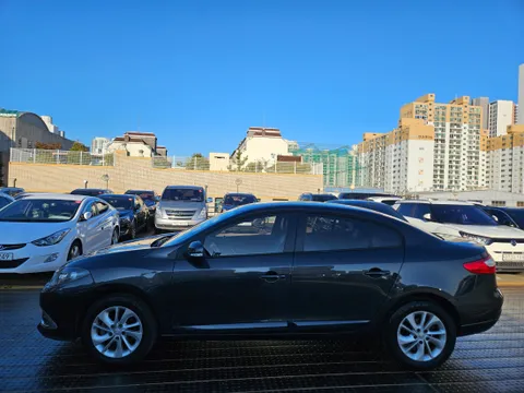Renault SM3