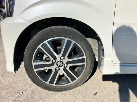 Suzuki Wagon R Stingray