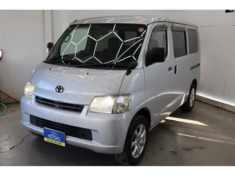 Toyota TownAce Van