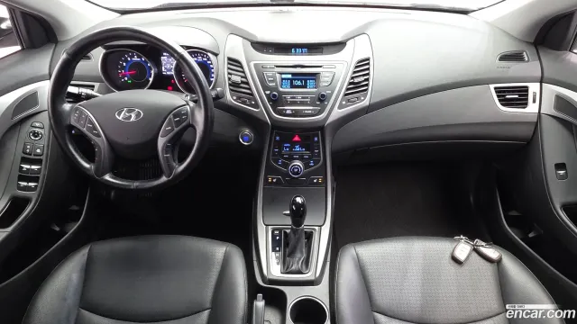 Hyundai Elantra (Avante)