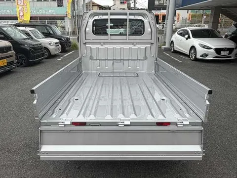 Nissan Clipper Truck