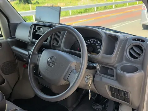 Nissan Clipper
