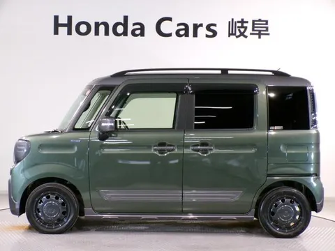 Suzuki Spacia Gear