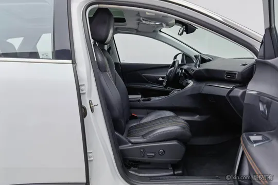 Peugeot 4008