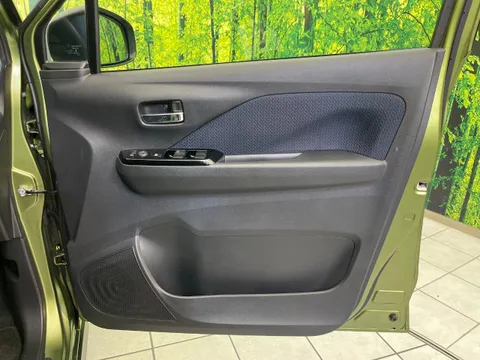 Mitsubishi eK X