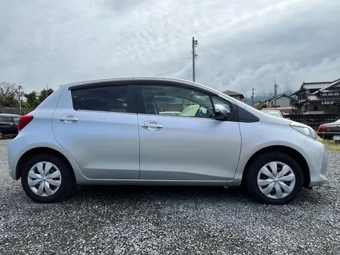 Toyota Yaris (Vitz)