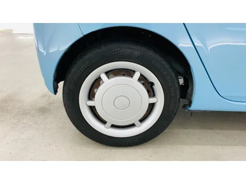 Daihatsu Mira Tocot