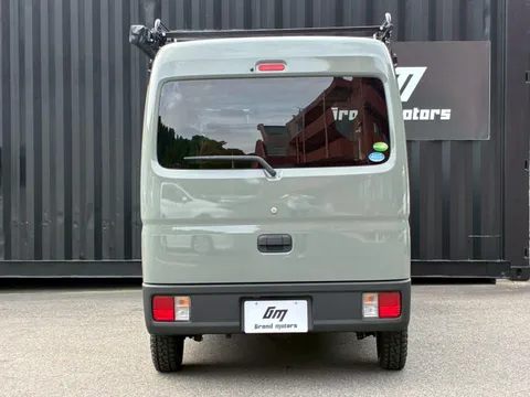 Nissan Clipper