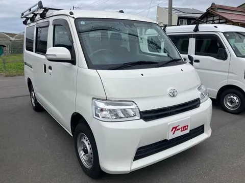 Toyota TownAce Van