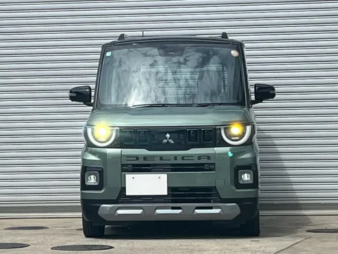 Mitsubishi Delica Mini