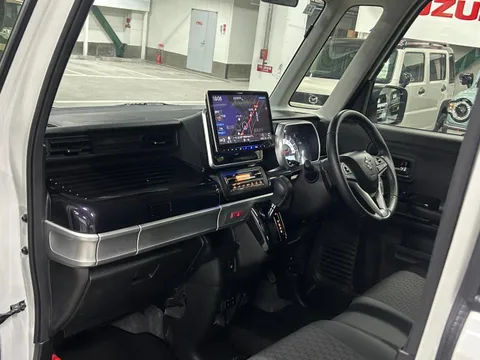 Suzuki Spacia Custom