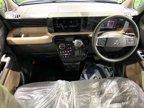 Mitsubishi Delica Mini