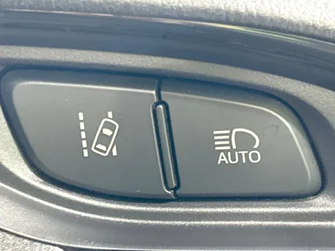 Toyota Yaris (Vitz)