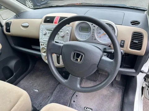 Honda Life