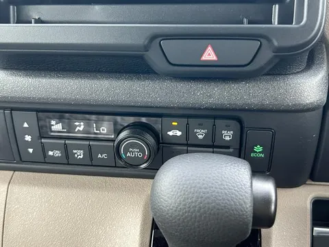 Honda N-BOX Joy