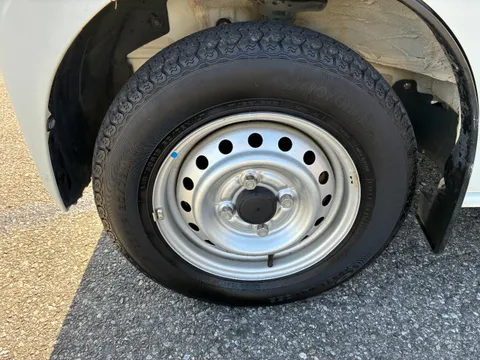 Mitsubishi Minicab Van